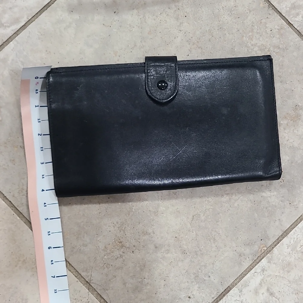 SERMONETA-ROMA Genuine Black Leather Wallet Card Holder.